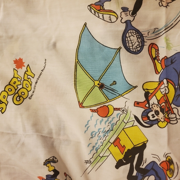 Vintage sport goofy fitted sheet for twin bed - Picture 1 of 3